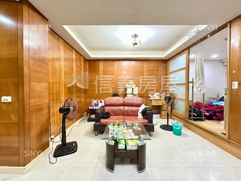 稀有三福街二樓公寓房屋室內格局與周邊環境