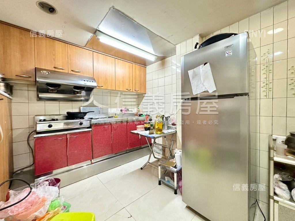 稀有三福街二樓公寓房屋室內格局與周邊環境