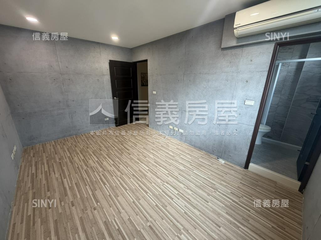 近７４大面寬孝親房別墅房屋室內格局與周邊環境