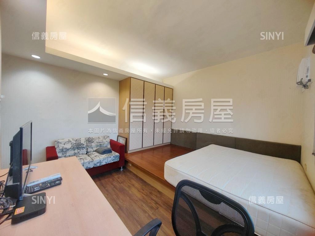 頂樓美寓金雞母房屋室內格局與周邊環境