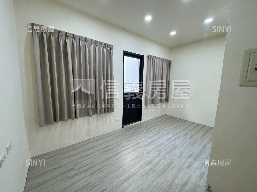 讚！逢甲四房車庫邊間別墅房屋室內格局與周邊環境