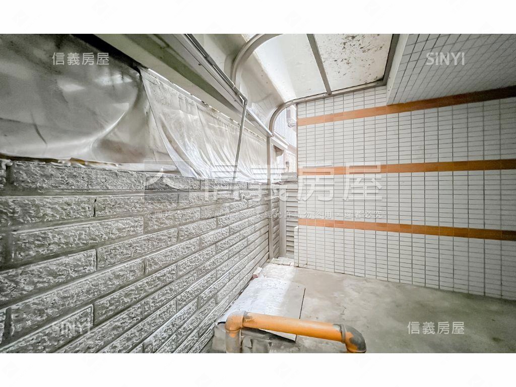 喬立建設近公園四房平車房屋室內格局與周邊環境