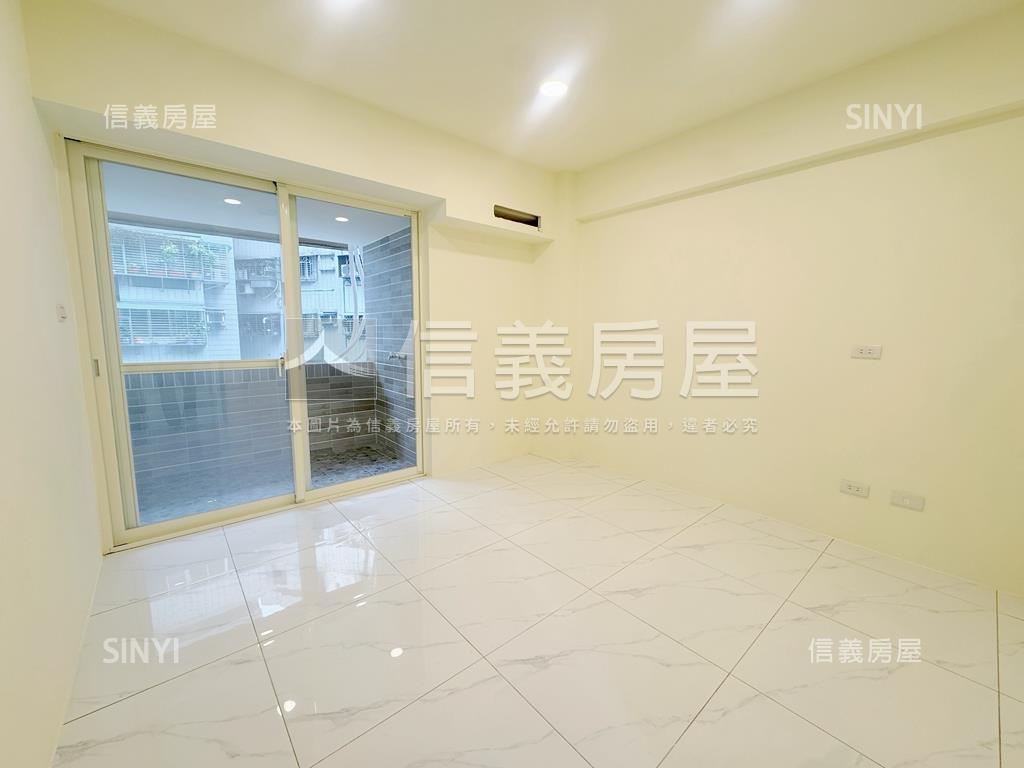 新埔低總價三房稀有釋出房屋室內格局與周邊環境