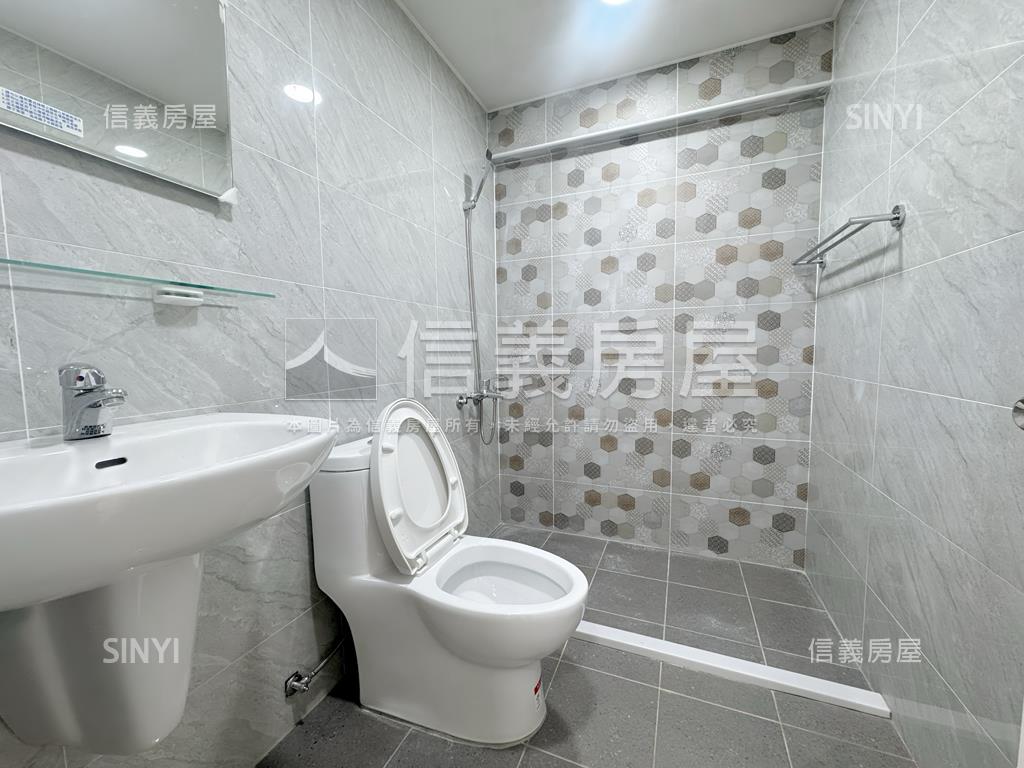 新埔低總價三房稀有釋出房屋室內格局與周邊環境