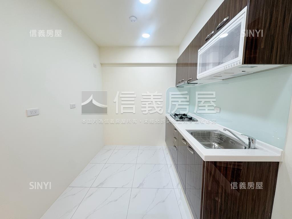 新埔低總價三房稀有釋出房屋室內格局與周邊環境