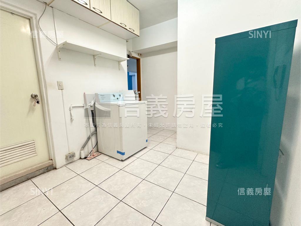 近一中樓店附雙車位房屋室內格局與周邊環境