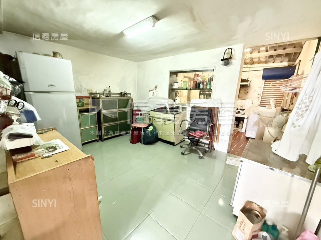 近五甲商圈低總價透天房屋室內格局與周邊環境