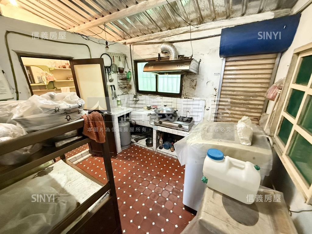 近五甲商圈低總價透天房屋室內格局與周邊環境