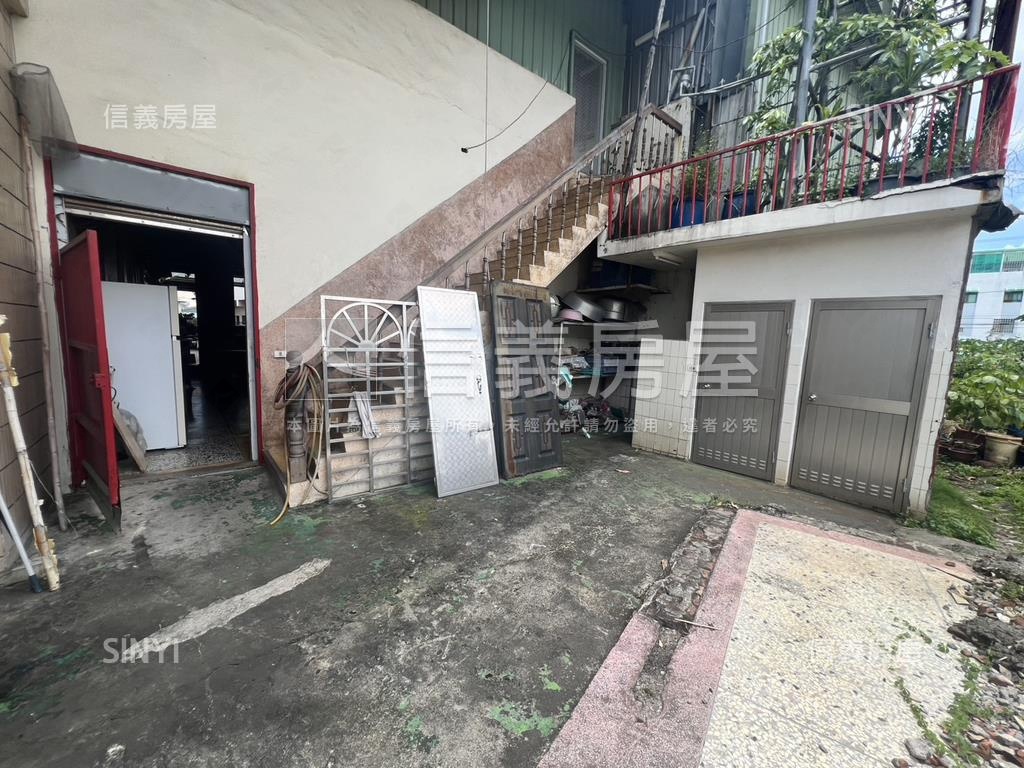 專任大里善化路土地房屋室內格局與周邊環境