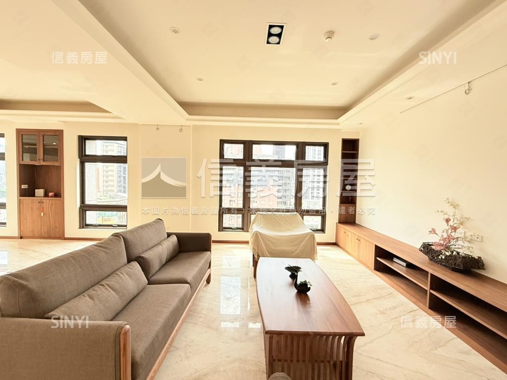 中華林蔭凱旋大道高樓房屋室內格局與周邊環境