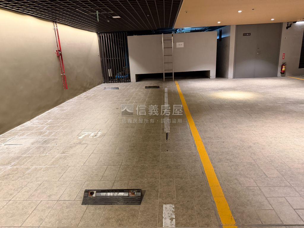 國家一號院大空間質感豪邸房屋室內格局與周邊環境