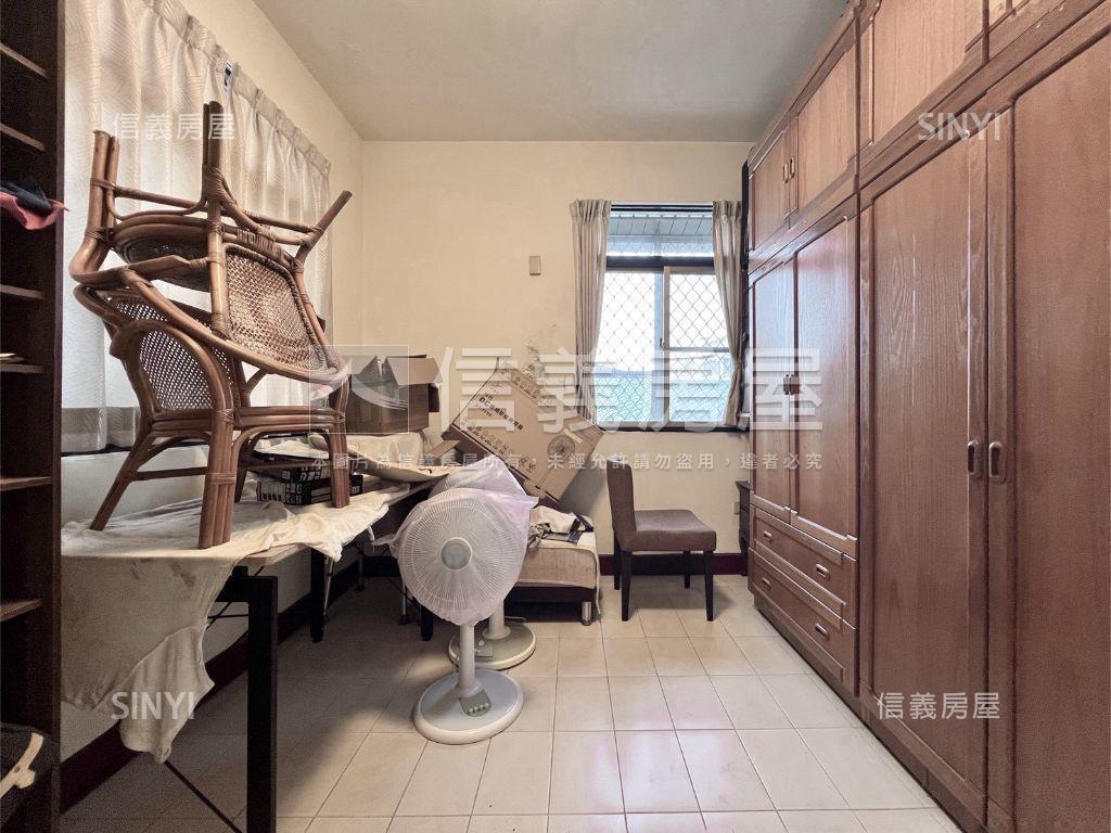 近道明輕軌邊間大三房房屋室內格局與周邊環境