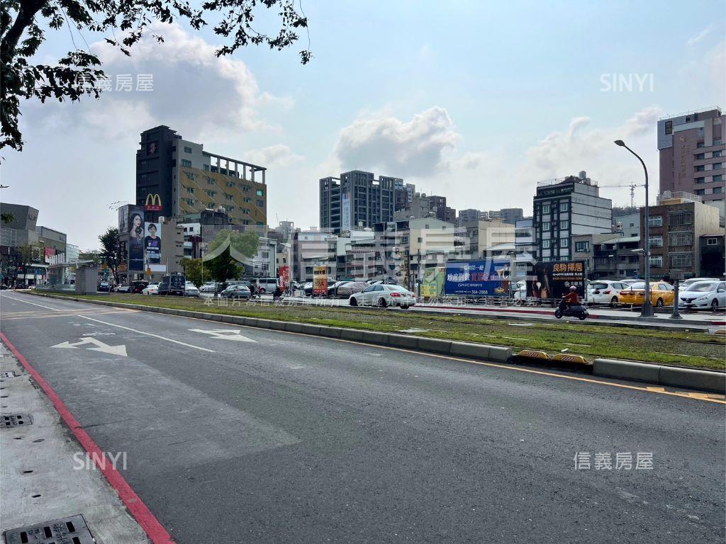 近道明輕軌邊間大三房房屋室內格局與周邊環境