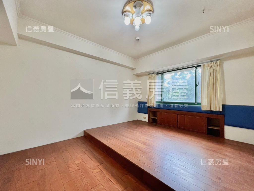 降價必看！西區三房平車房屋室內格局與周邊環境