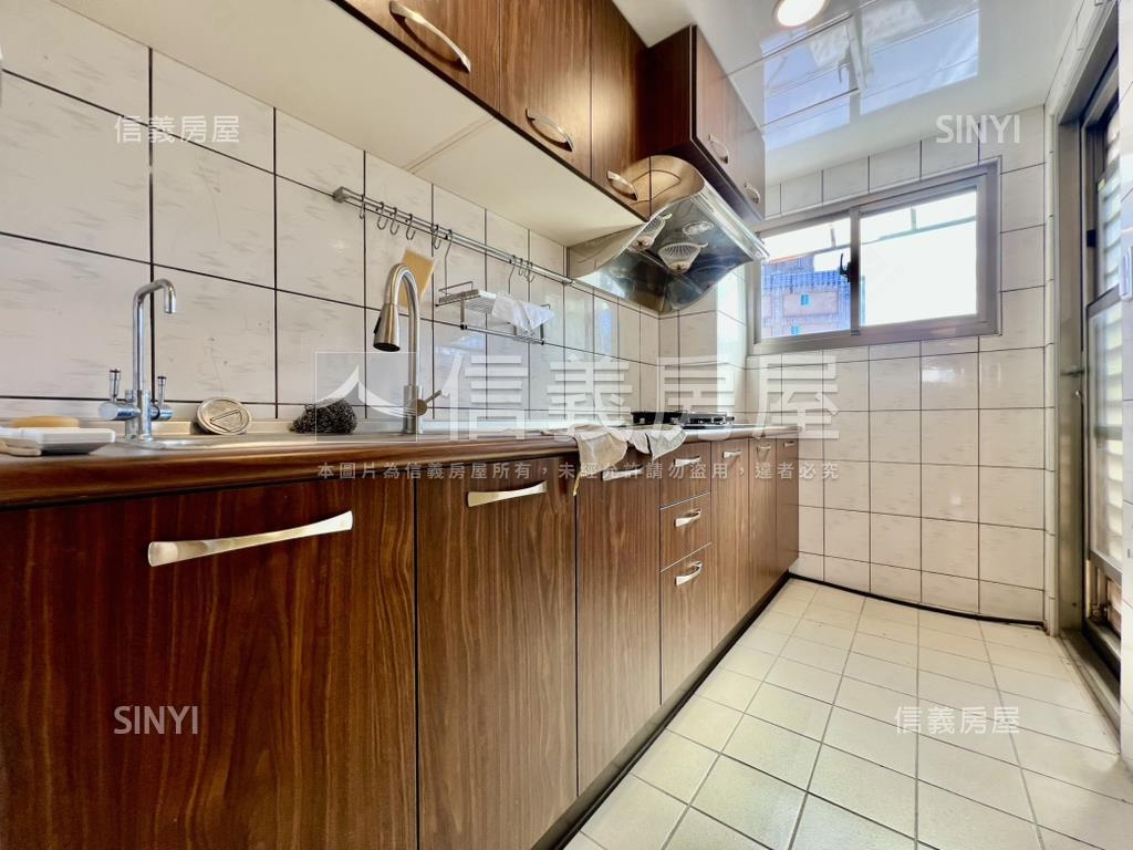 懷石庭可走路上學漂亮三房房屋室內格局與周邊環境