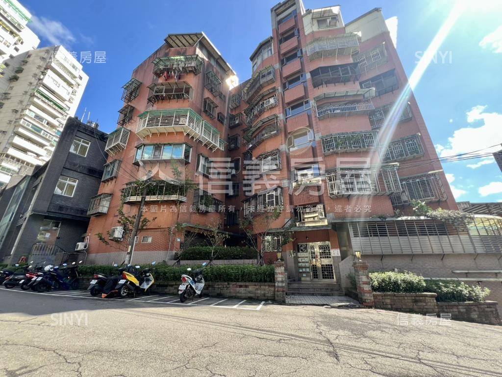 懷石庭可走路上學漂亮三房房屋室內格局與周邊環境