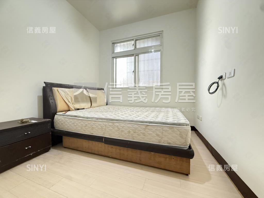 秀朗捷運亮麗三樓房屋室內格局與周邊環境