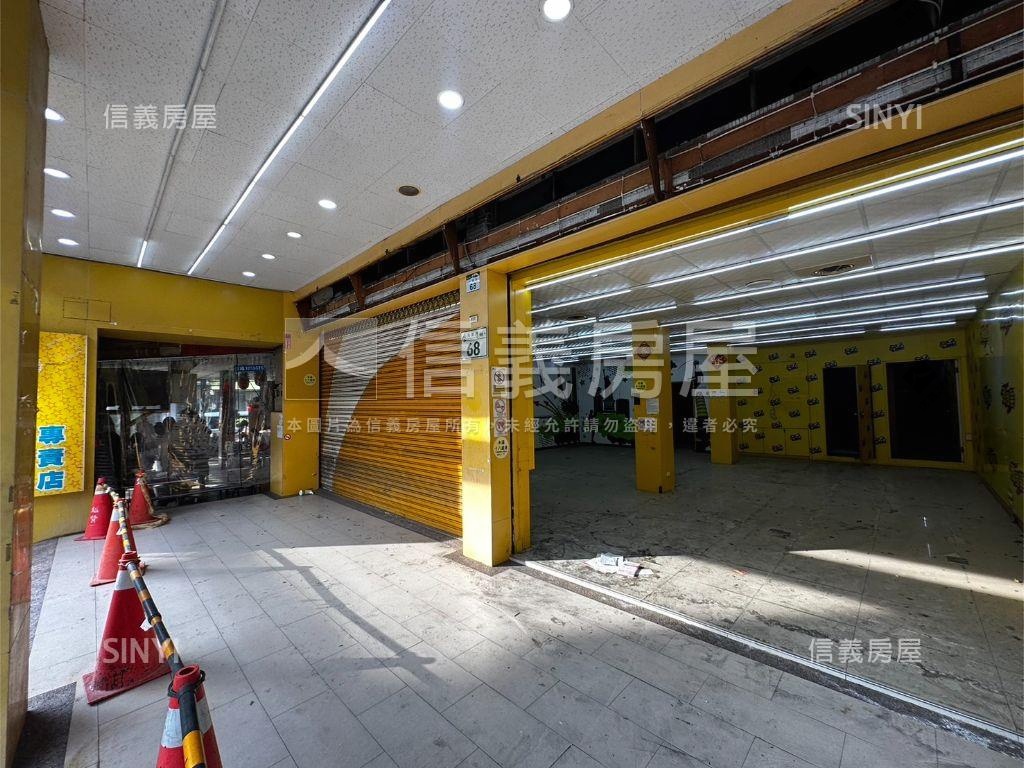 近捷運角間雙店面房屋室內格局與周邊環境