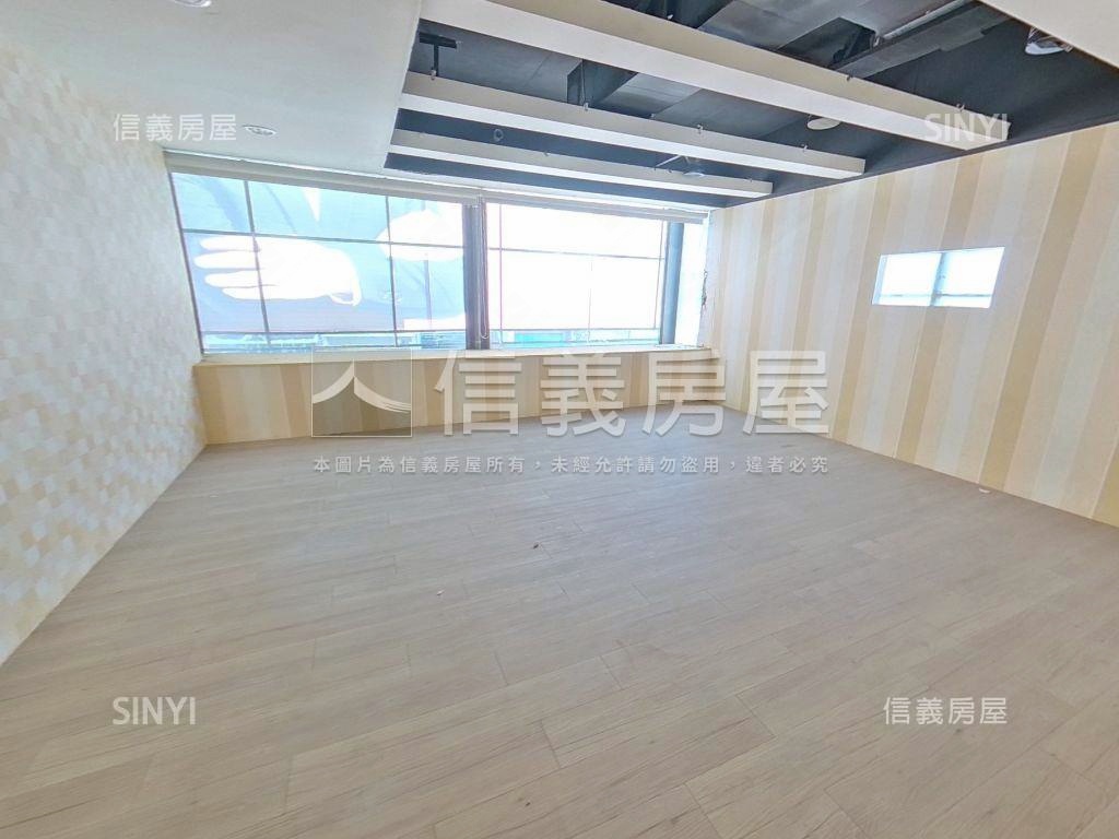 近捷運角間雙店面房屋室內格局與周邊環境