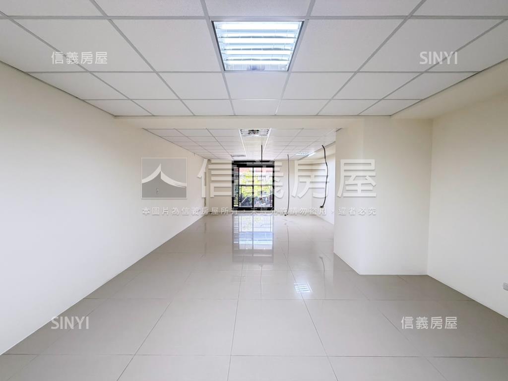 林維湖濱新綻店面Ｅ房屋室內格局與周邊環境