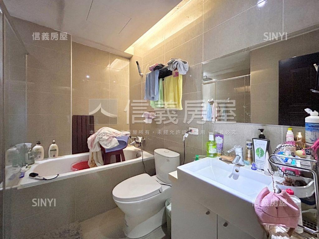 河岸第一排大河戀四房房屋室內格局與周邊環境