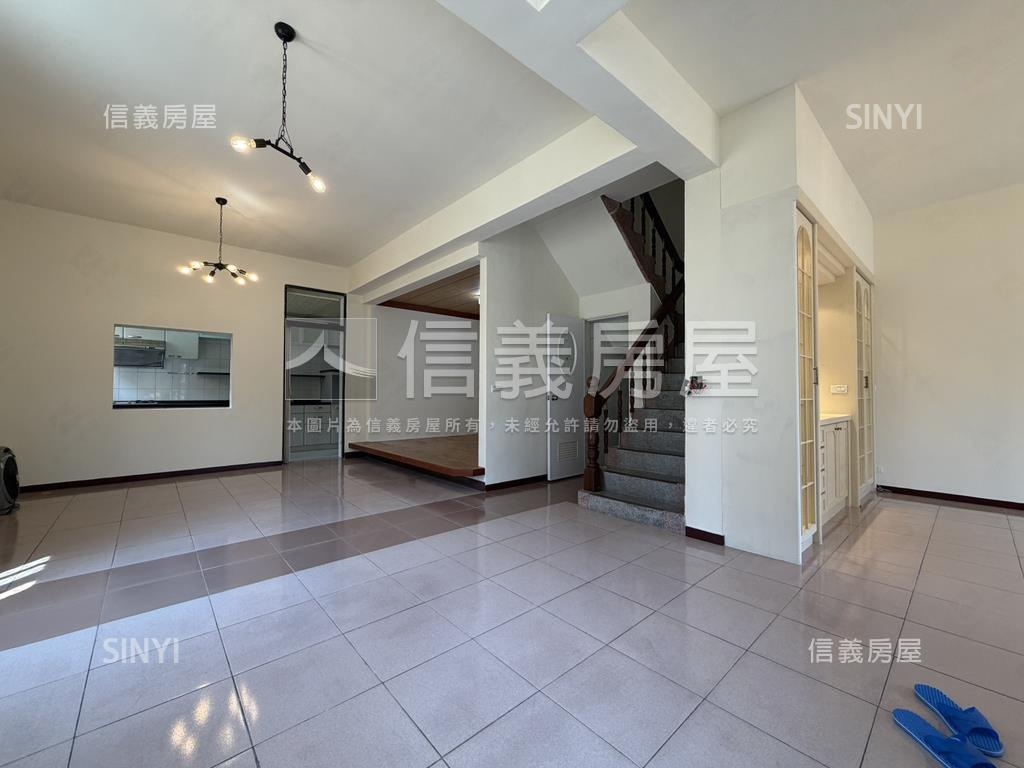中科稀有大地坪角間透天房屋室內格局與周邊環境
