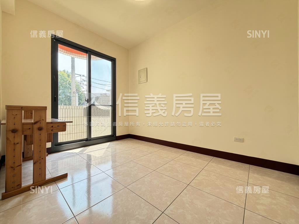中科稀有大地坪角間透天房屋室內格局與周邊環境