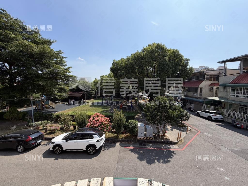 中科稀有大地坪角間透天房屋室內格局與周邊環境