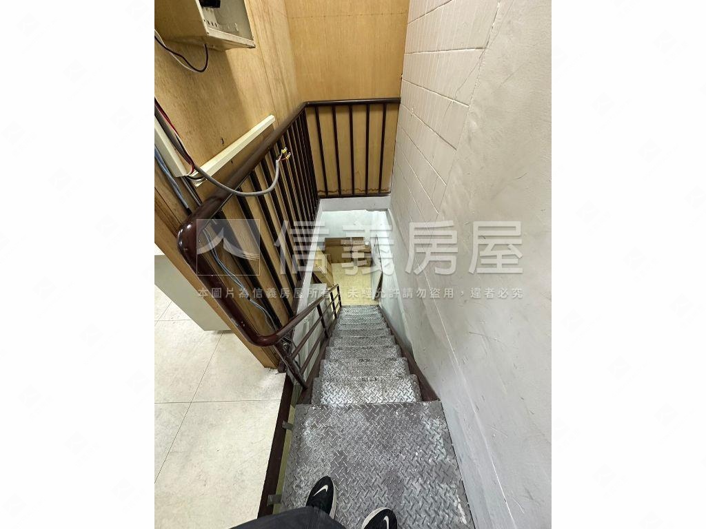 巷寬優質店辦房屋室內格局與周邊環境