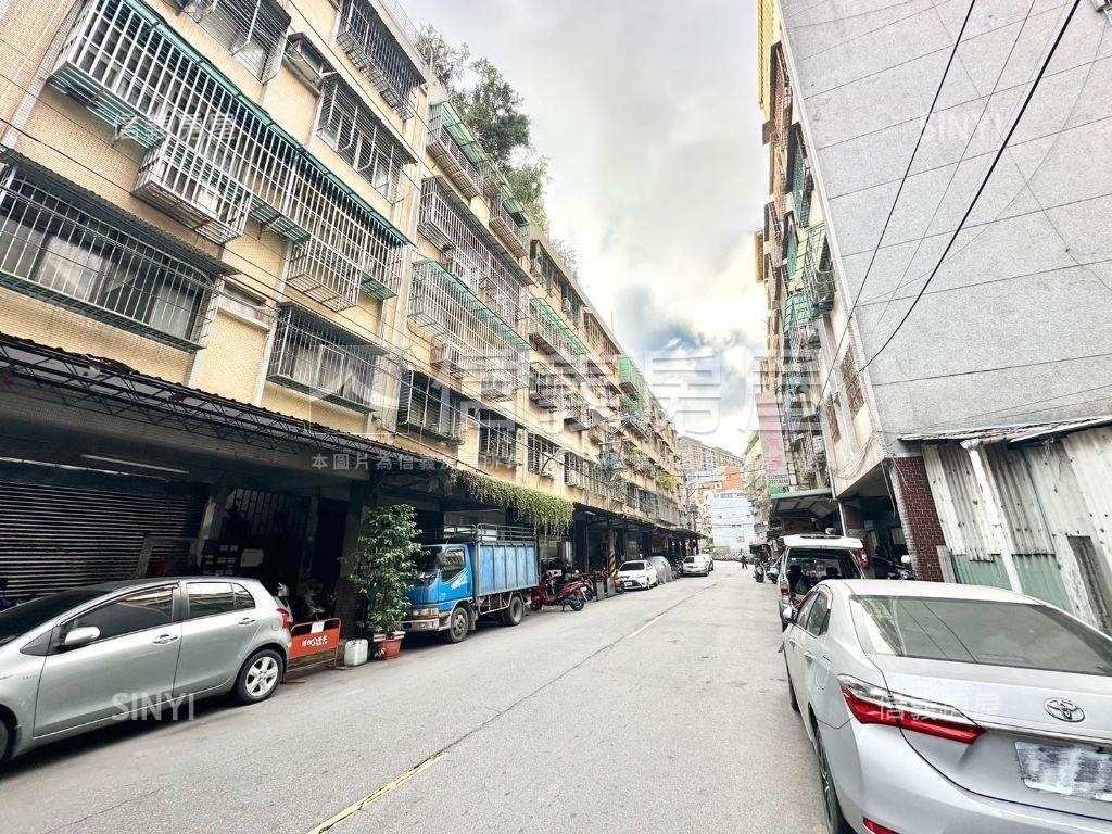 巷寬優質店辦房屋室內格局與周邊環境