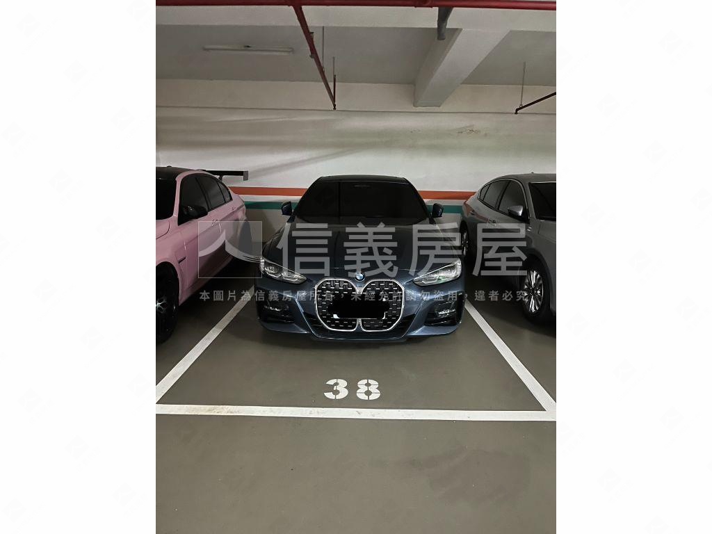 稀有釋出海德公園雙車位房屋室內格局與周邊環境