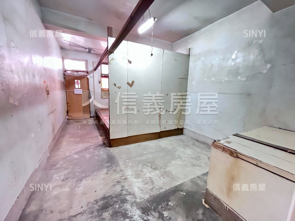 瑞隆商圈稀有巷弄透天房屋室內格局與周邊環境