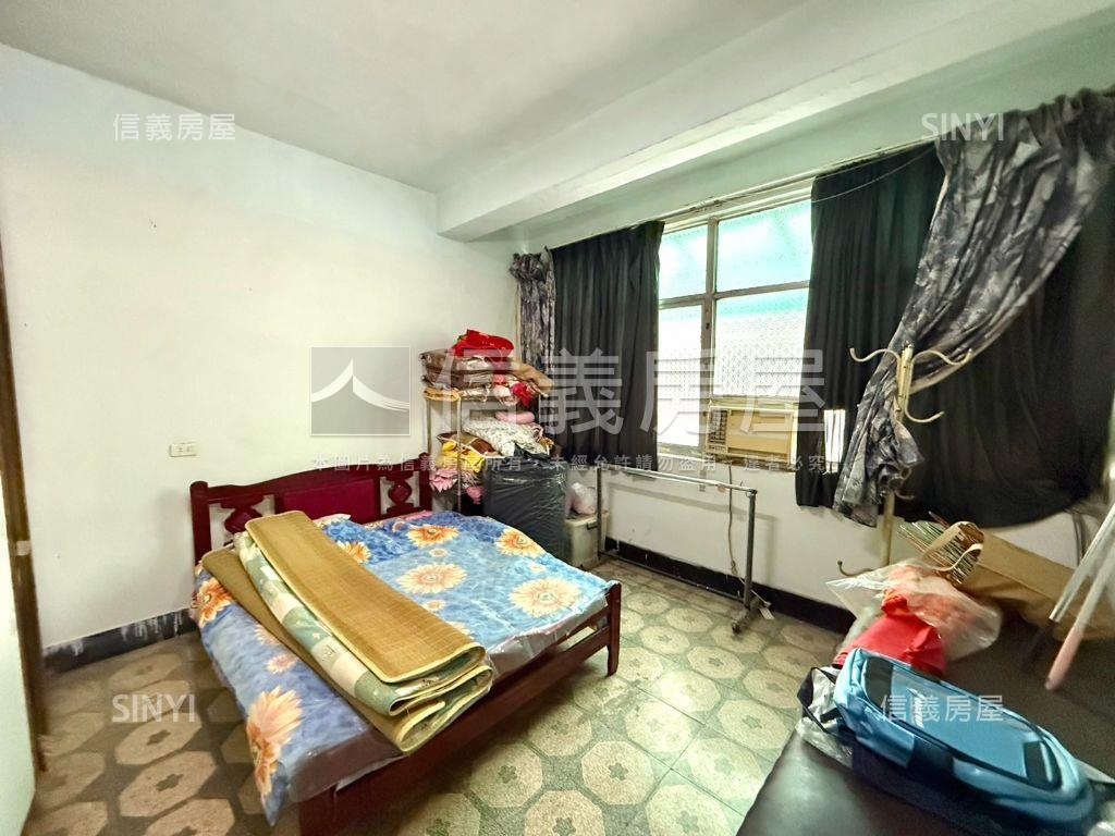 近輕軌優質透天房屋室內格局與周邊環境