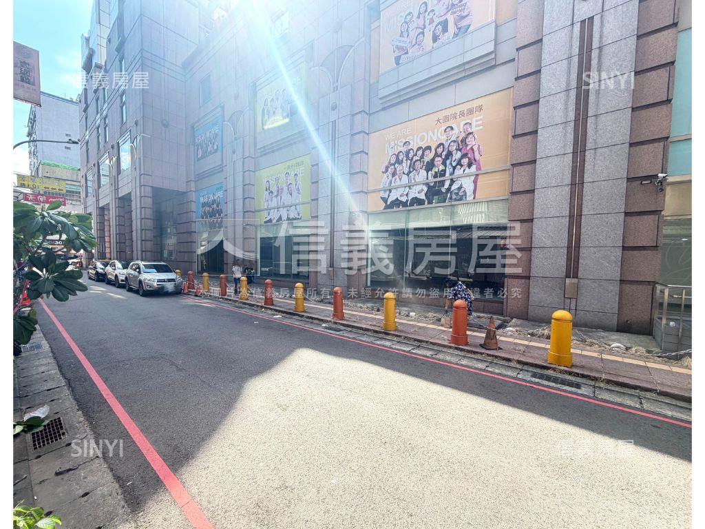 站前商隱金店房屋室內格局與周邊環境