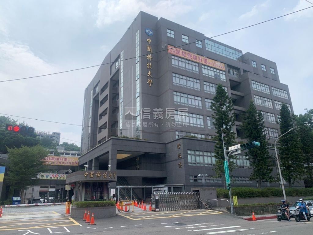 興隆路商圈收租幸福店面房屋室內格局與周邊環境
