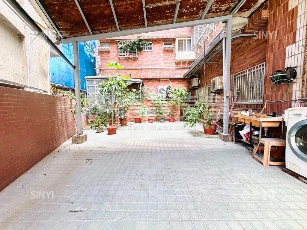 忠孝四面採光好屋房屋室內格局與周邊環境