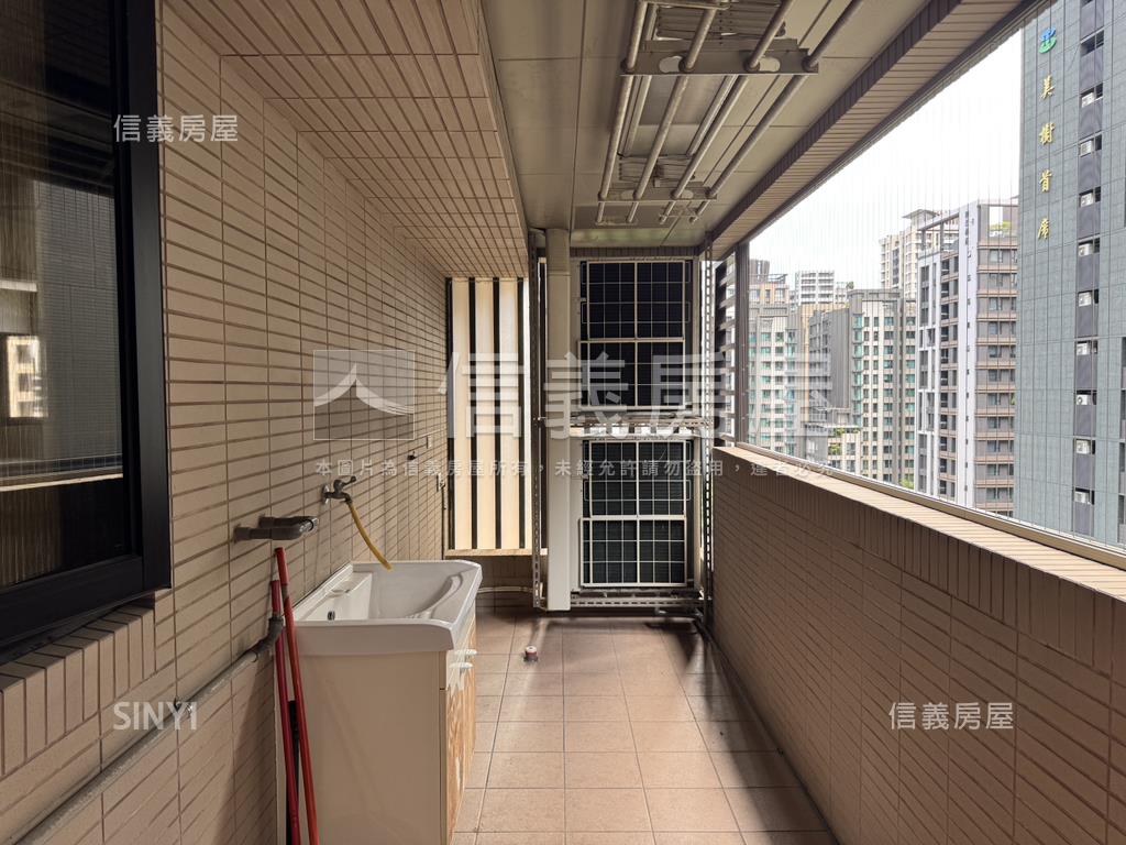 公園景觀｜皇冠花園房屋室內格局與周邊環境