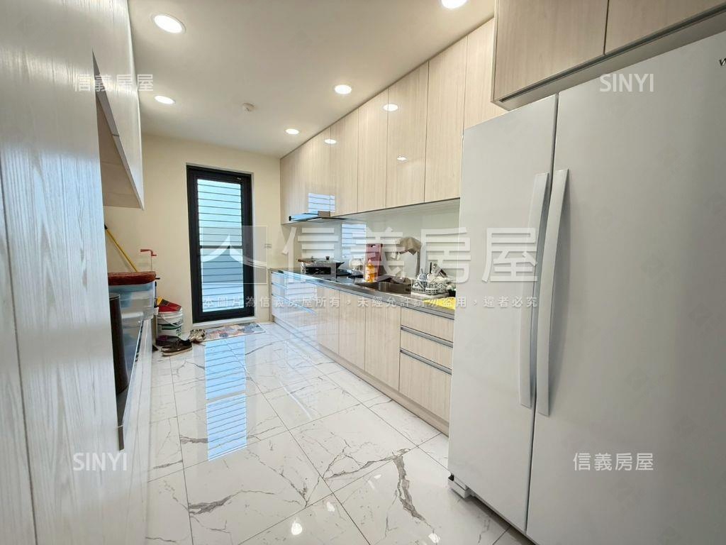 近湖口植覺美透天房屋室內格局與周邊環境