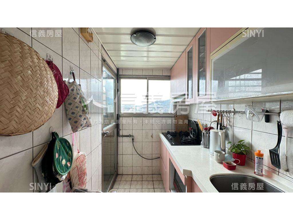 景美女中高樓二房車位房屋室內格局與周邊環境