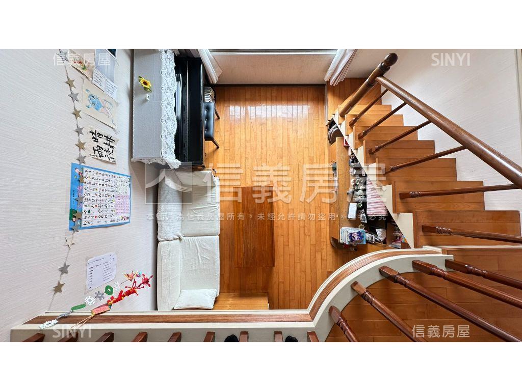 景美女中高樓二房車位房屋室內格局與周邊環境