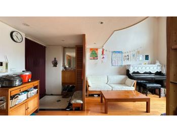 景美女中高樓二房車位