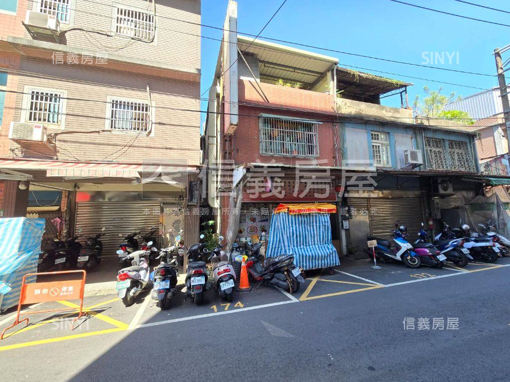 未來Ｇ９夜市臨路透天店面房屋室內格局與周邊環境