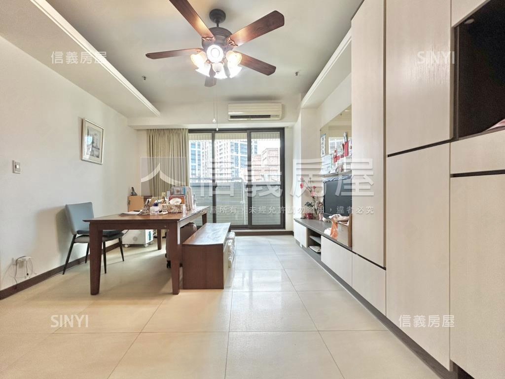 鳳翔高樓採光前後陽台房屋室內格局與周邊環境