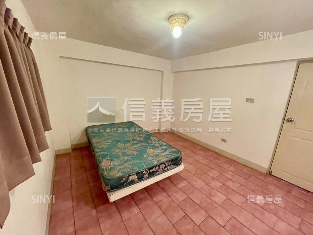 美術館內惟公寓一樓房屋室內格局與周邊環境