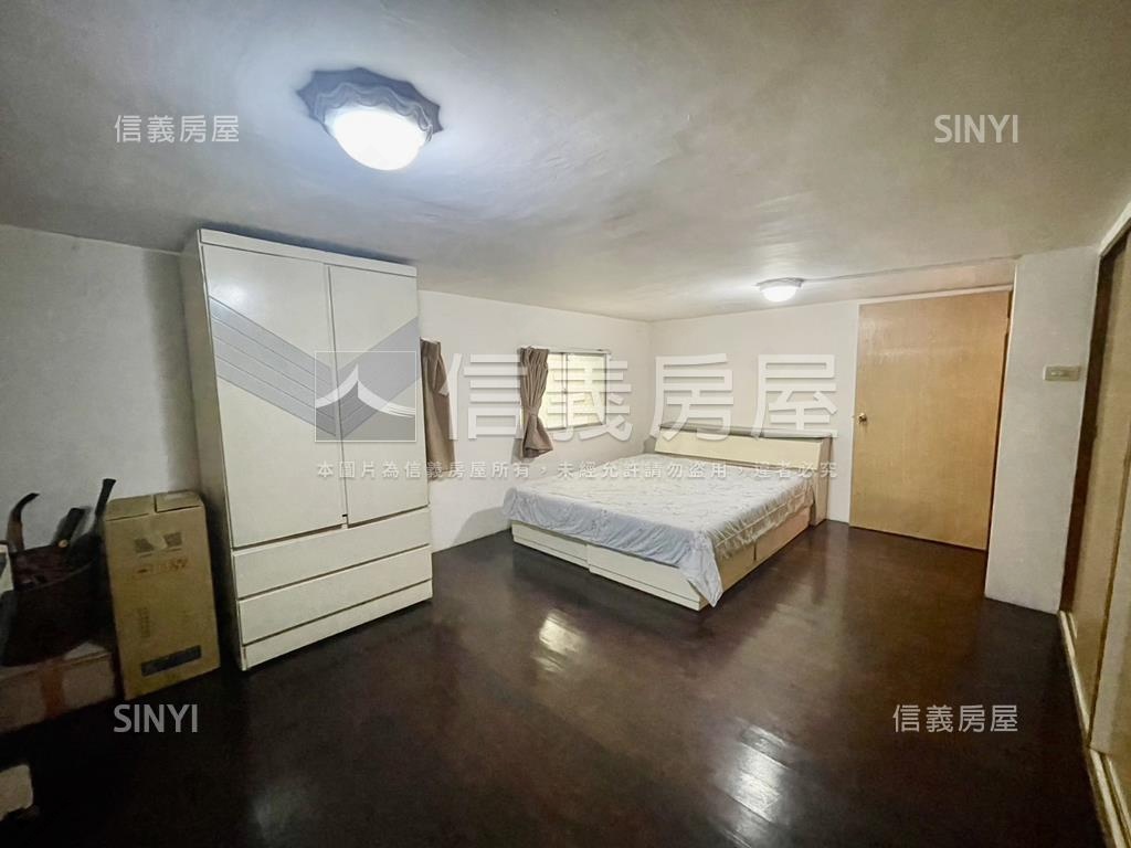 美術館內惟公寓一樓房屋室內格局與周邊環境