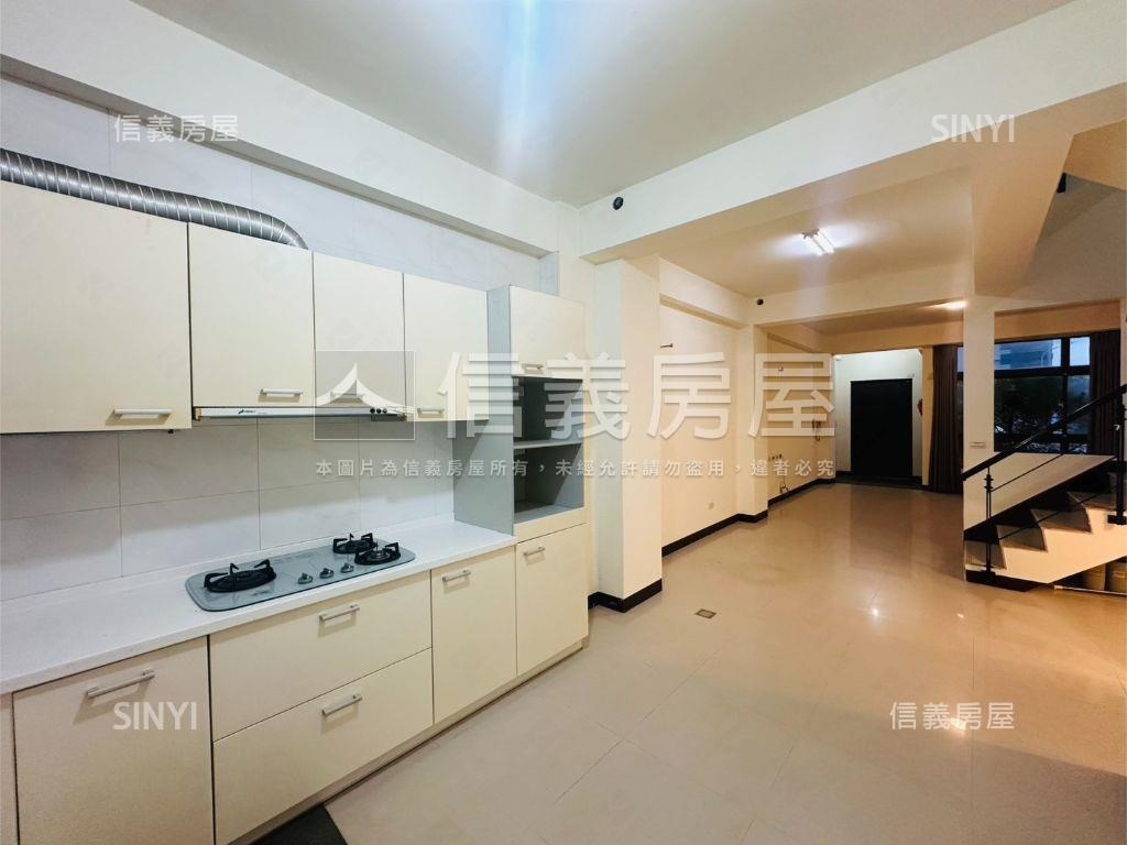 青埔國中旁稀有精華透店房屋室內格局與周邊環境