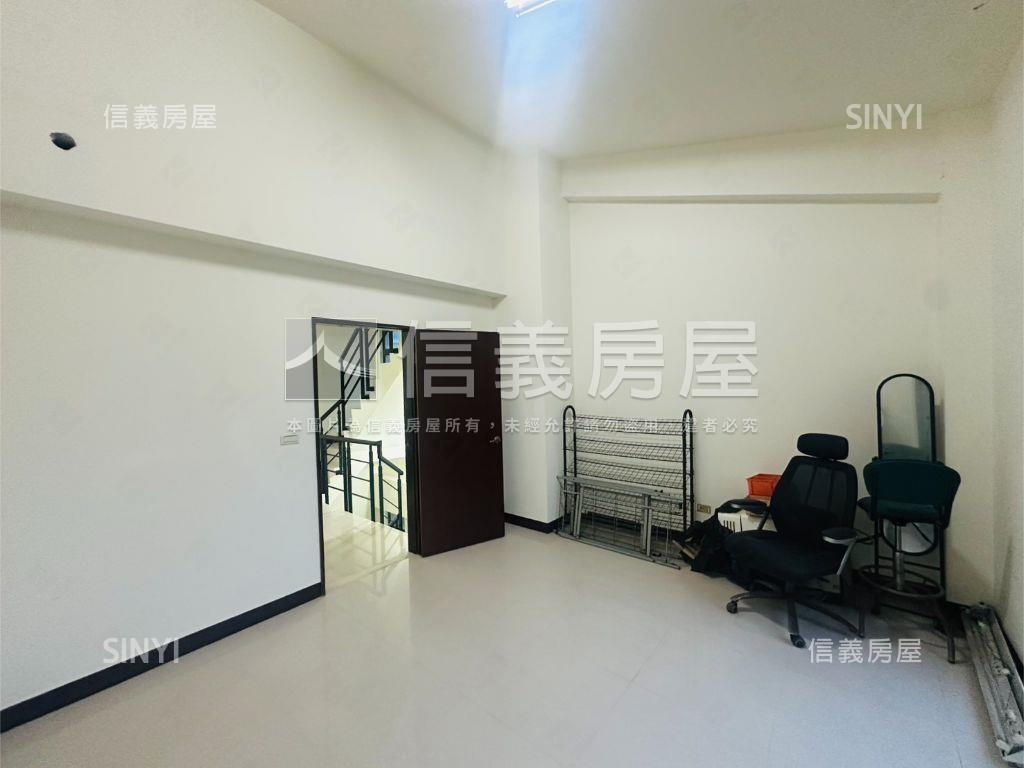 青埔國中旁稀有精華透店房屋室內格局與周邊環境