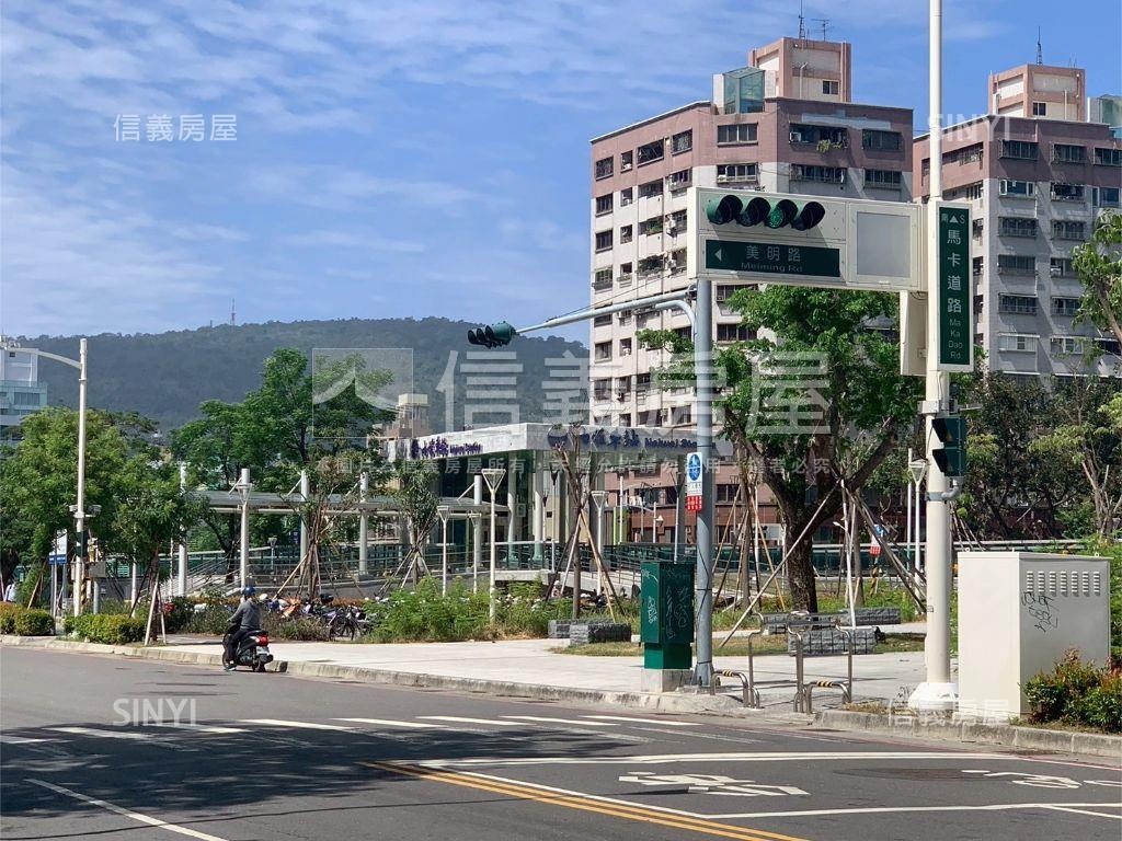 近馬卡綠園道三房平車房屋室內格局與周邊環境