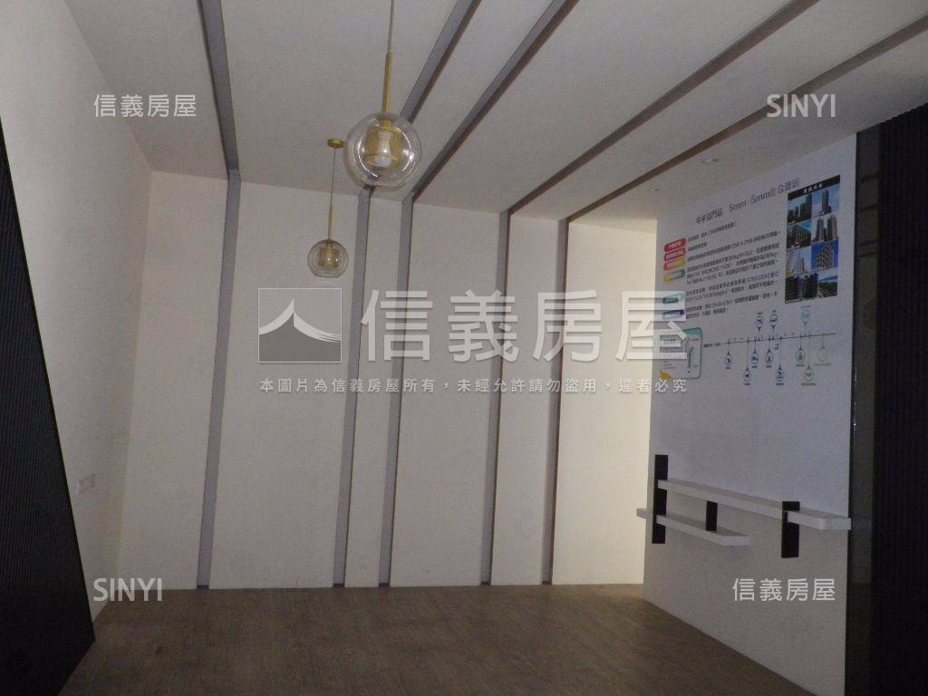文化中心光華路三角窗透店房屋室內格局與周邊環境