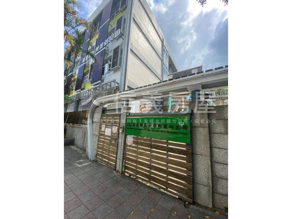 士林稀有邊間低總價一樓房屋室內格局與周邊環境